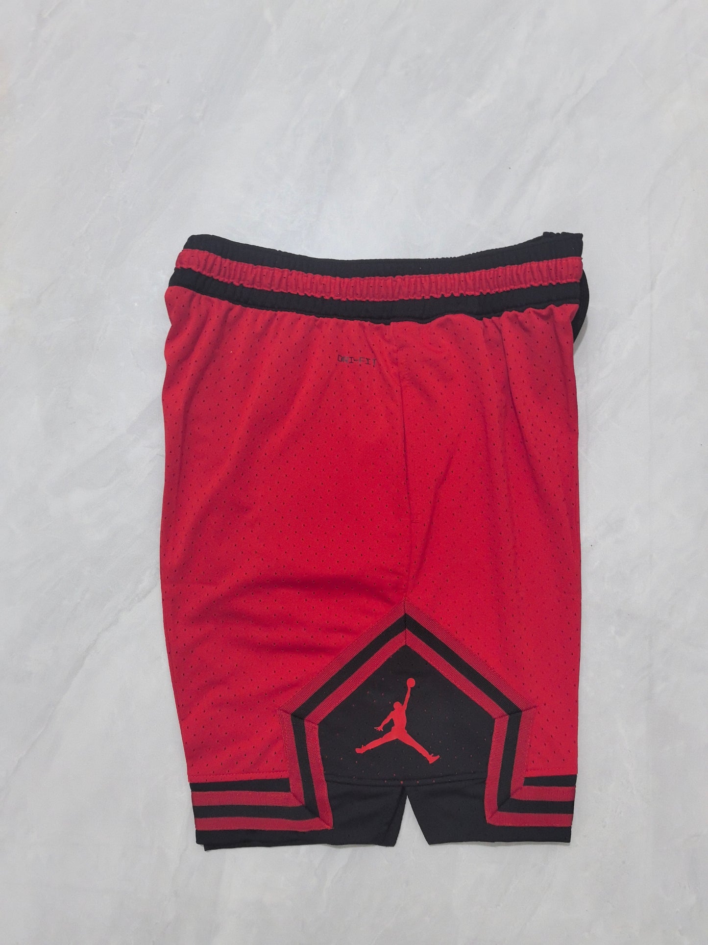 Jordan short red