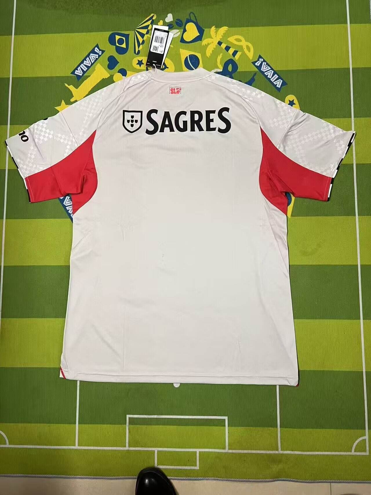 Benfica 25/26 away shirt
