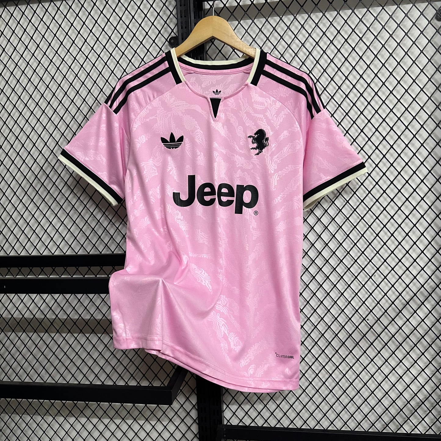 Juventus 26/27 away kit