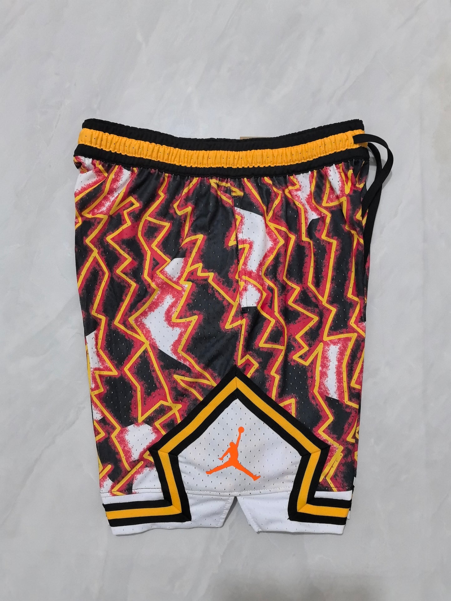 Jordan short orange special
