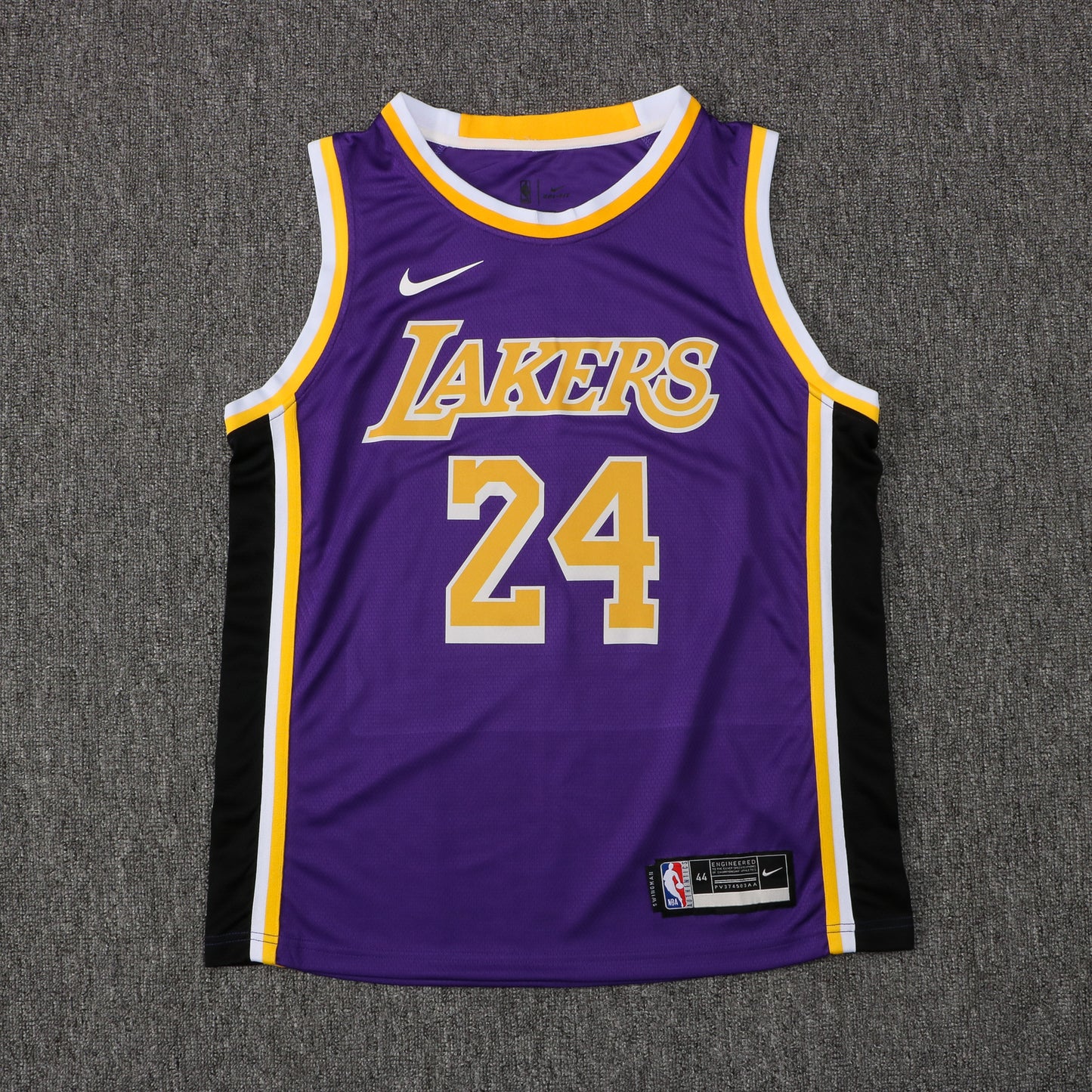 LAKERS SHIRT BRYANT